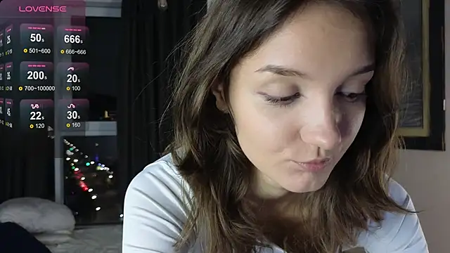 DebiHenks online show from October 14, 2025, 5:02 pm