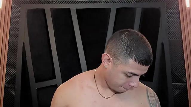 marco garciia  online show from September 18, 2025, 11:19 pm