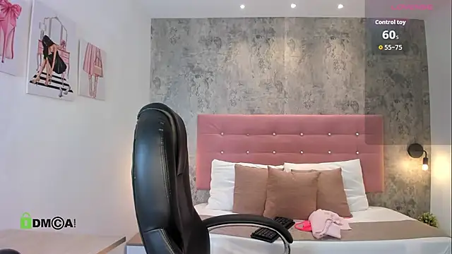 brithanycollins online show from September 17, 2025, 12:40 pm