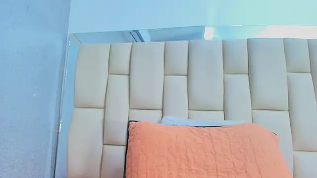 sweet amye online show from September 14, 2025, 7:36 pm