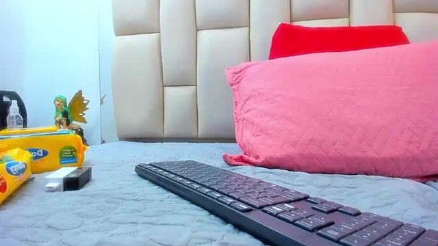 sweet amye online show from March 19, 2026, 7:36 pm