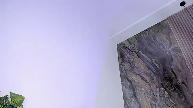 Maia 520 online show from September 10, 2025, 6:40 pm