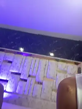 DayanaDG online show from November 14, 2025, 1:09 am