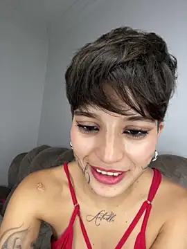 DayanaDG online show from October 14, 2025, 11:14 pm