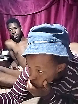 Snapshot of fakazasak chatting on March 5, 2026, 12:24 pm fakazasak online show from March 5, 2026, 12:24 pm