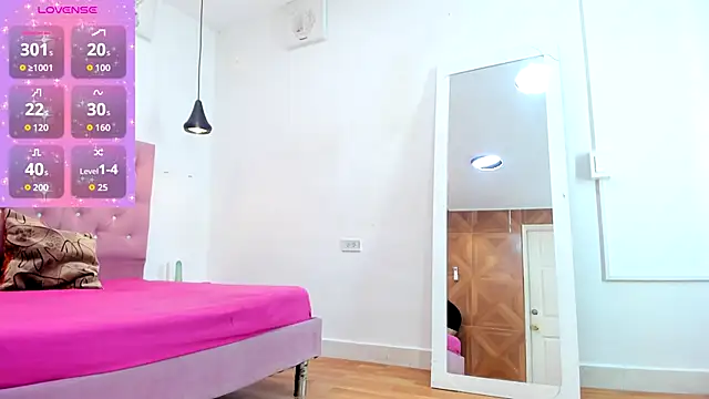 sienna glow online show from September 13, 2025, 1:11 pm