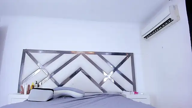sienna glow online show from July 11, 2026, 1:44 pm