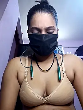 Snapshot of 3USHA chatting on October 4, 2025, 10:39 am 3USHA online show from October 4, 2025, 10:39 am