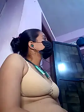 Snapshot of 3USHA chatting on October 2, 2025, 8:40 am 3USHA online show from October 2, 2025, 8:40 am