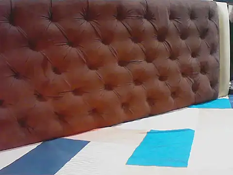 elize   online show from November 24, 2025, 3:39 am