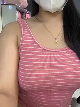 Donna11 online show from September 16, 2025, 5:19 am