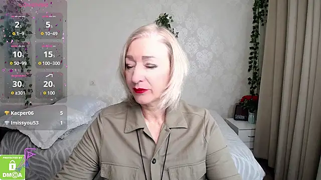 hunters woman online show from October 26, 2025, 12:27 pm