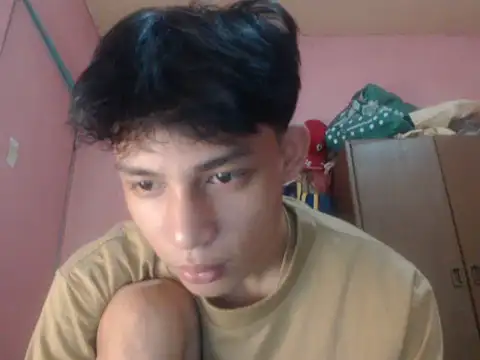 Snapshot of Kyoshi_19 chatting on June 26, 2026, 4:07 am Kyoshi 19 online show from June 26, 2026, 4:07 am