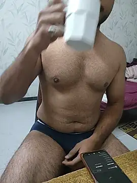  Danny   online show from December 15, 2025, 12:33 pm