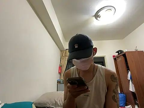 Snapshot of boyjoe10 chatting on November 1, 2025, 2:44 pm boyjoe10 online show from November 1, 2025, 2:44 pm