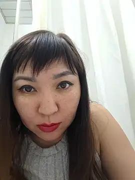 Snapshot of HellaWerlous chatting on March 20, 2026, 5:25 pm HellaWerlous online show from March 20, 2026, 5:25 pm