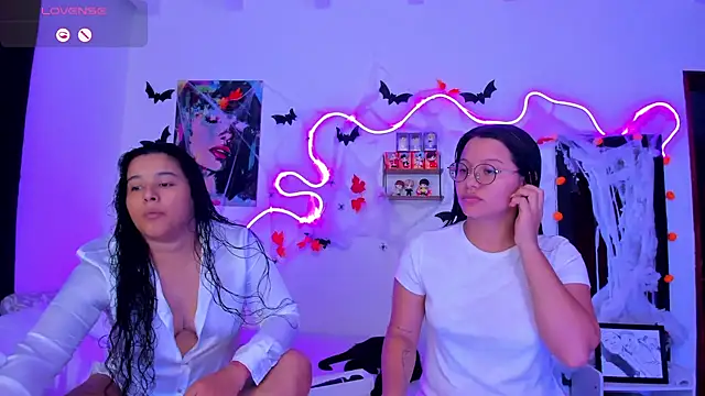 Dilan and Mia online show from October 17, 2025, 10:55 pm