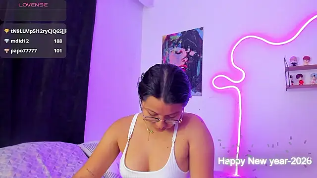 Dilan and Mia online show from January 11, 2026, 8:38 pm