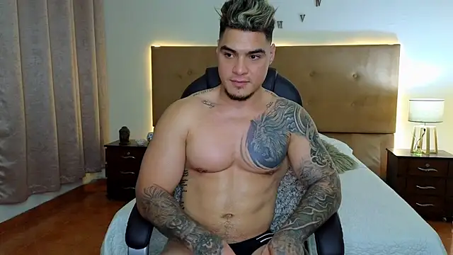 Snapshot of Steven_Velez chatting on October 4, 2025, 2:35 am Steven Velez online show from October 4, 2025, 2:35 am