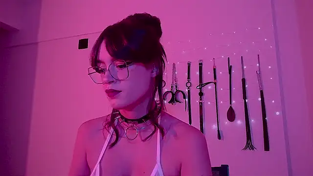 Snapshot of nina_kink chatting on May 23, 2026, 9:36 pm nina kink online show from May 23, 2026, 9:36 pm
