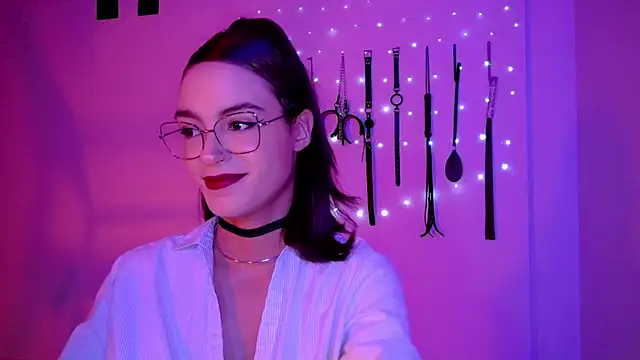 nina kink online show from April 26, 2026, 9:56 pm