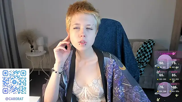 CarolineRichter online show from September 22, 2025, 2:17 am