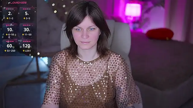 Snapshot of TinaMelt chatting on February 26, 2026, 7:47 pm TinaMelt online show from February 26, 2026, 7:47 pm