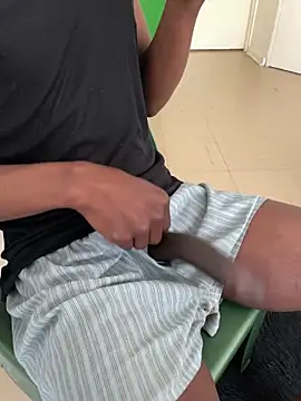 Callmebabyfa53 online show from October 30, 2025, 9:51 am