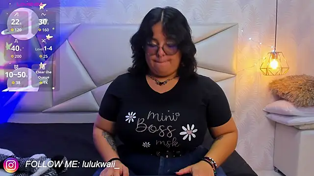 lulukawai16 online show from December 17, 2025, 7:08 pm