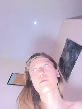 Bambi-Live online show from November 27, 2025, 8:09 pm