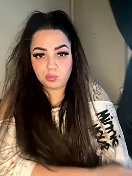 sexybunny18255 online show from January 14, 2026, 11:25 am