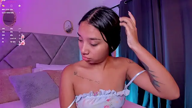 MissPocahontass online show from September 26, 2025, 11:50 am