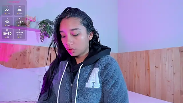 MissPocahontass online show from October 10, 2025, 11:33 am