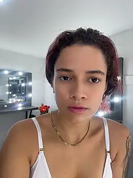amber sparkle online show from July 11, 2026, 12:49 pm