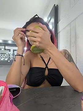 amber sparkle online show from July 8, 2026, 12:39 pm