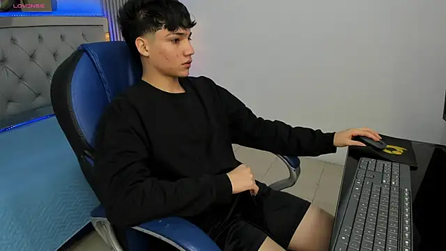 SamBlack  online show from May 1, 2026, 1:27 pm