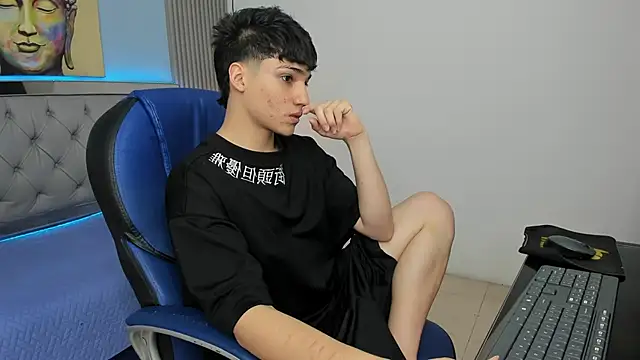 SamBlack  online show from May 4, 2026, 8:22 pm