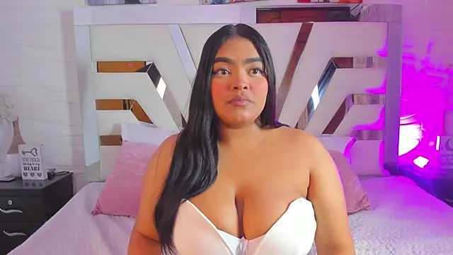 RileyDolly online show from September 10, 2025, 9:03 pm