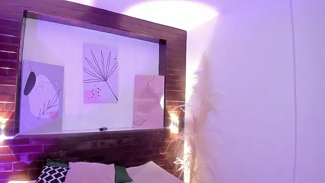 Snapshot of ATENA_JB chatting on February 9, 2026, 7:56 pm ATENA JB online show from February 9, 2026, 7:56 pm