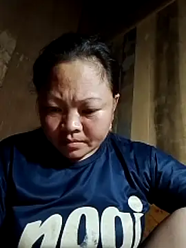 MaySweetb online show from October 31, 2025, 12:02 pm