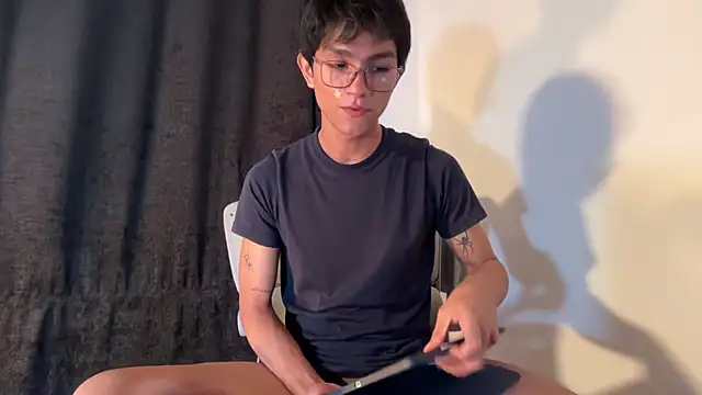 Angel bunny2 online show from November 23, 2025, 1:04 am