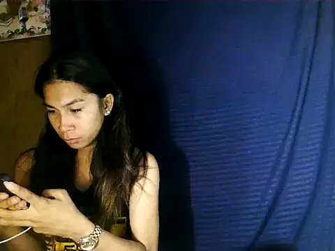 Asian PrettyAle online show from November 7, 2025, 4:22 pm