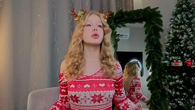 Snapshot of emilyshepar_d chatting on December 23, 2025, 3:17 am emilyshepar d online show from December 23, 2025, 3:17 am