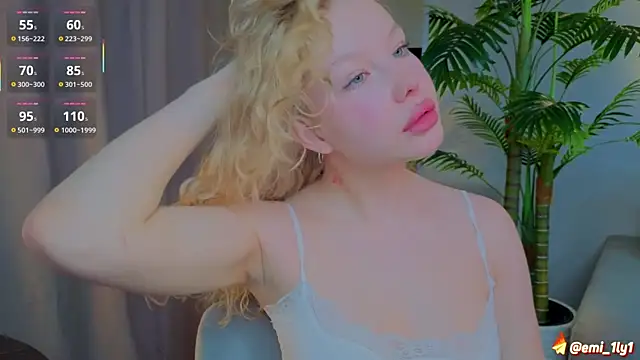 Snapshot of emilyshepar_d chatting on November 10, 2025, 2:38 am emilyshepar d online show from November 10, 2025, 2:38 am