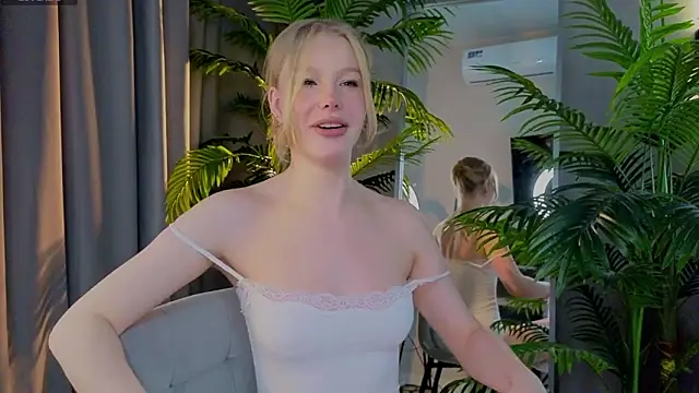 Snapshot of emilyshepar_d chatting on March 24, 2026, 3:39 am emilyshepar d online show from March 24, 2026, 3:39 am