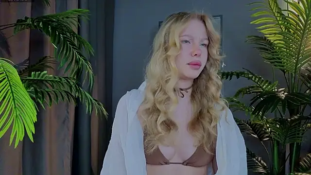 Snapshot of emilyshepar_d chatting on March 12, 2026, 3:45 am emilyshepar d online show from March 12, 2026, 3:45 am