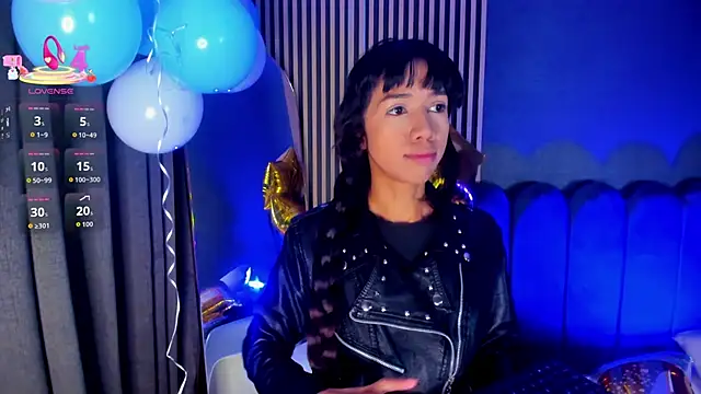 Gina 77 online show from October 1, 2025, 12:09 pm