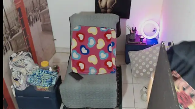 Milf Valeria online show from February 20, 2026, 3:58 pm