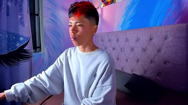 MaxiWildd online show from October 11, 2025, 12:50 pm