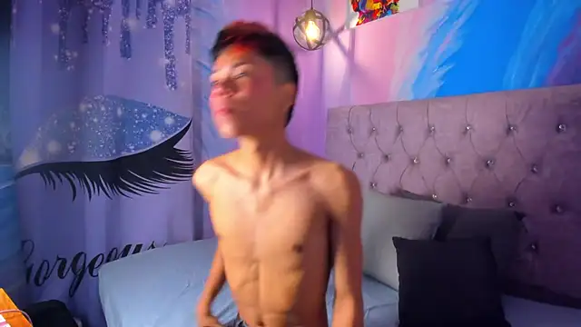 MaxiWildd online show from October 29, 2025, 12:48 pm